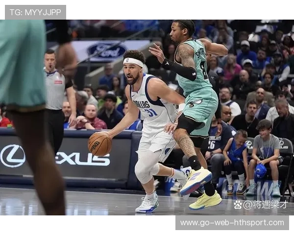 欧文外线连中两次,达拉斯主场沸腾